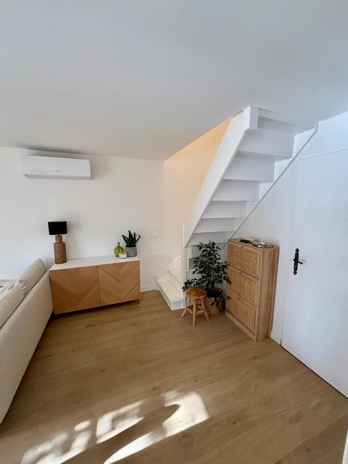 Bastidon Paisible Dans Residence Avec Piscine Fréjus Εξωτερικό φωτογραφία